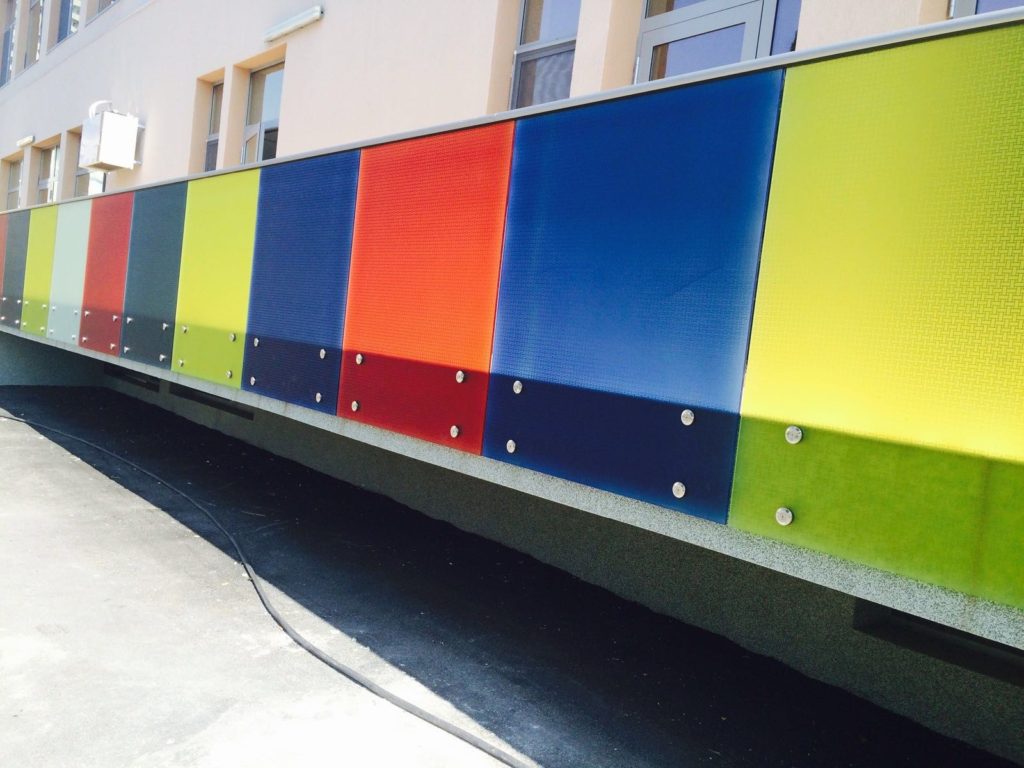 balustrada cu folie colorata 2